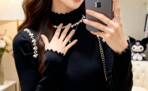 女装对镜自拍展示服装